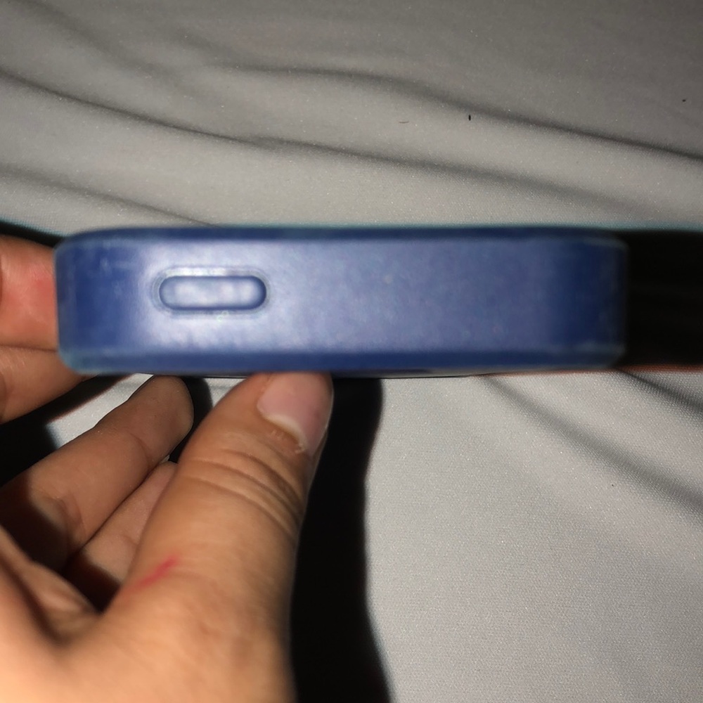 iPhone case - Picture 4 of 4